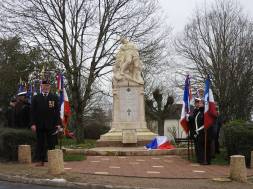 La cérémonie de Neuvy-Pailloux